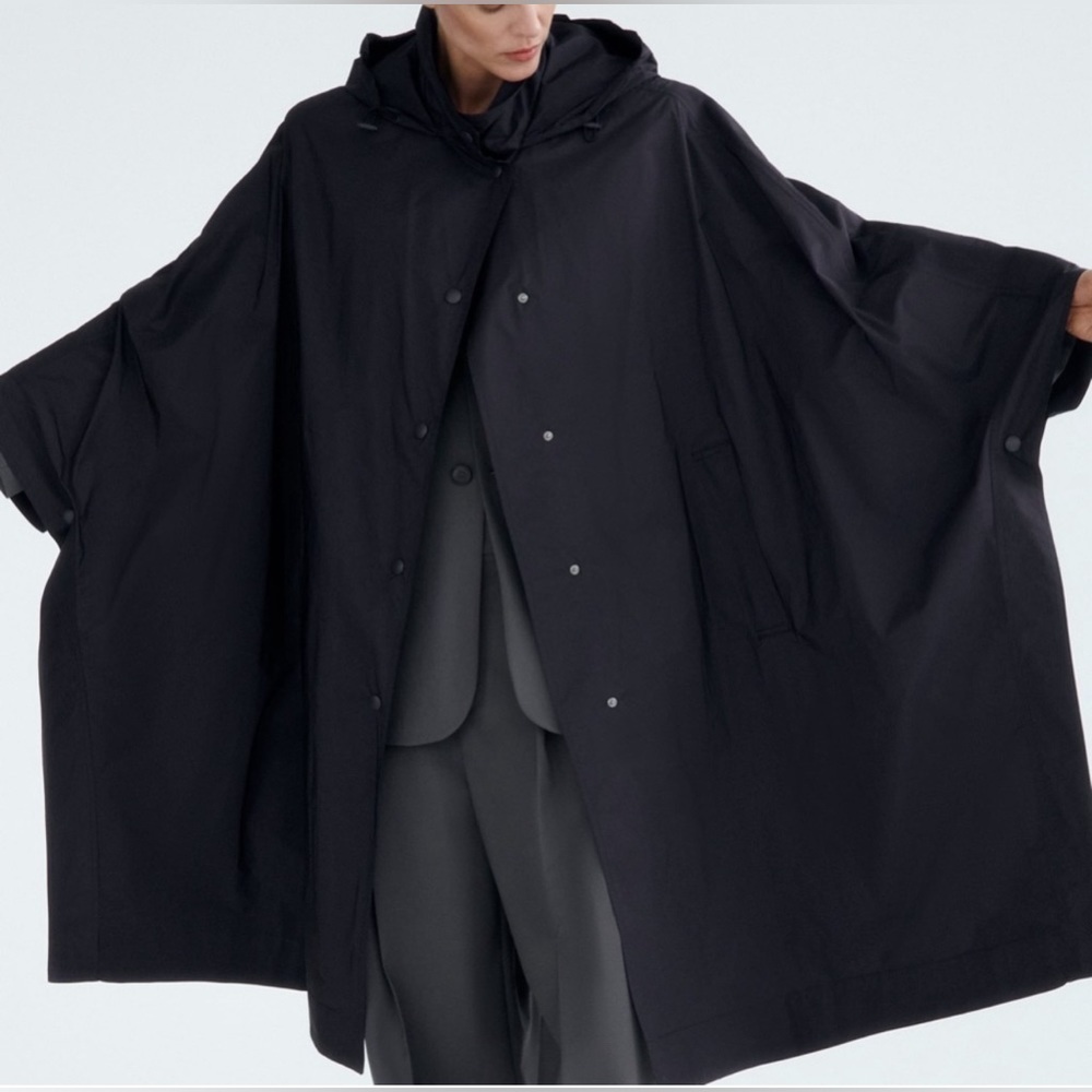 NWT Zara Women’s Navy Blue Hooded Poncho Limited Edition Sz Medium